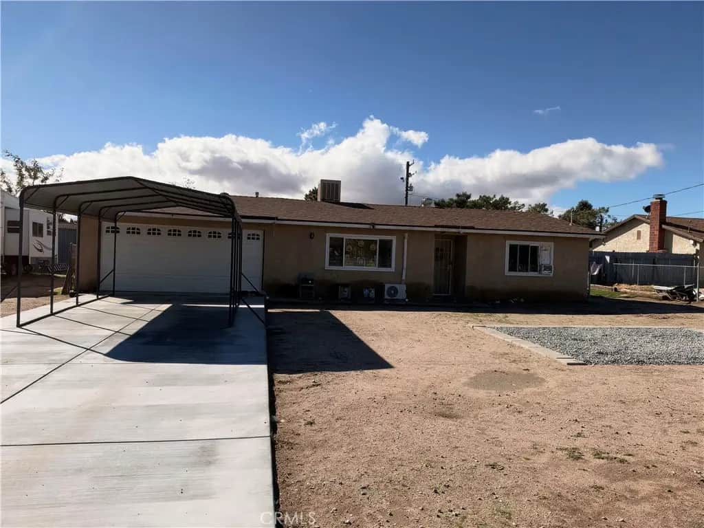 14737 Yucca, Hesperia, CA — listing photo 1