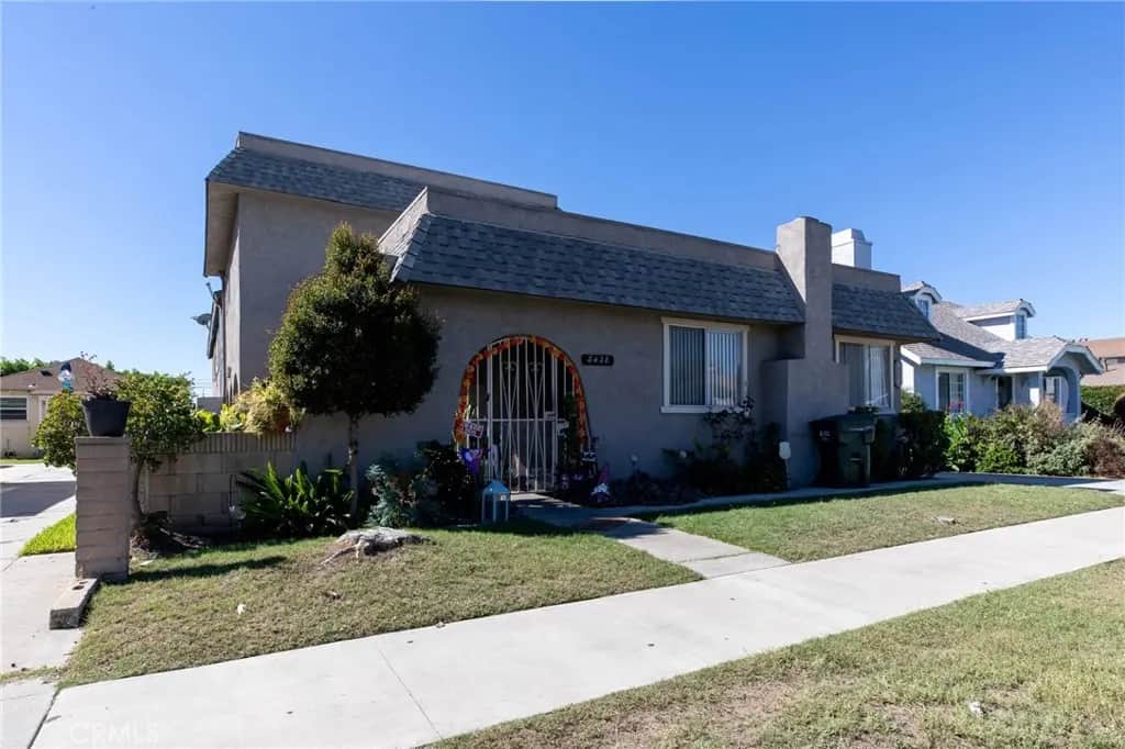 8428 5th, Downey, CA — listing photo 1