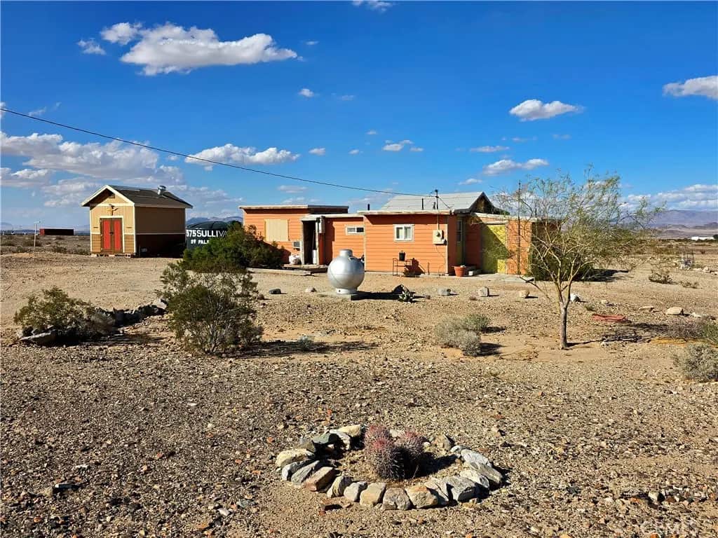 77575 Sullivan, 29 Palms, CA — listing photo 1