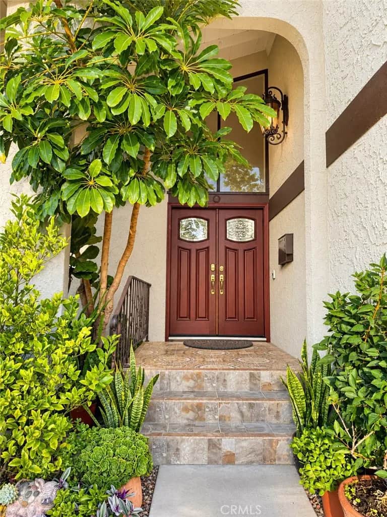 20282 Colonial, Huntington Beach, CA — listing photo 1