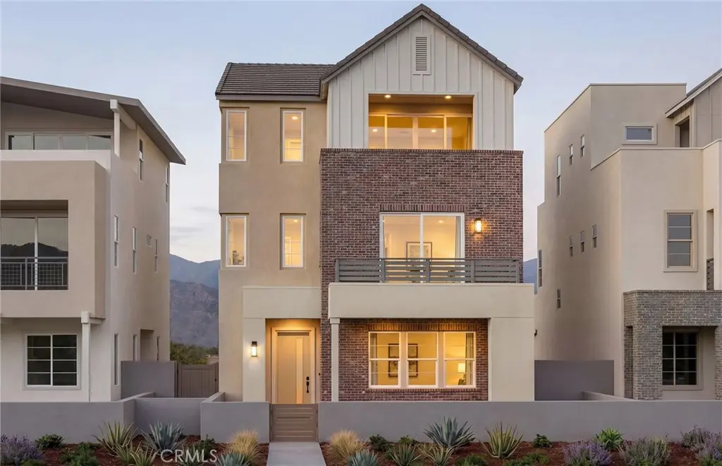 667 Chinon, Irvine, CA — listing photo 1