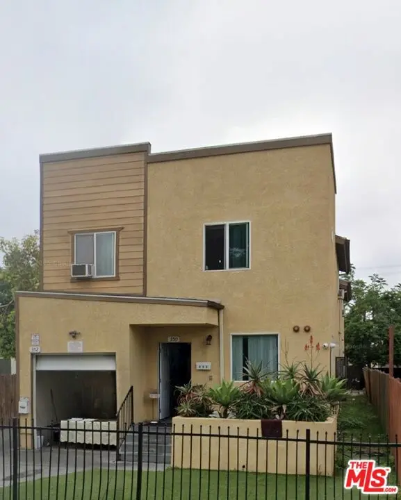 350 E 105th Street, Los Angeles, CA — listing photo 1