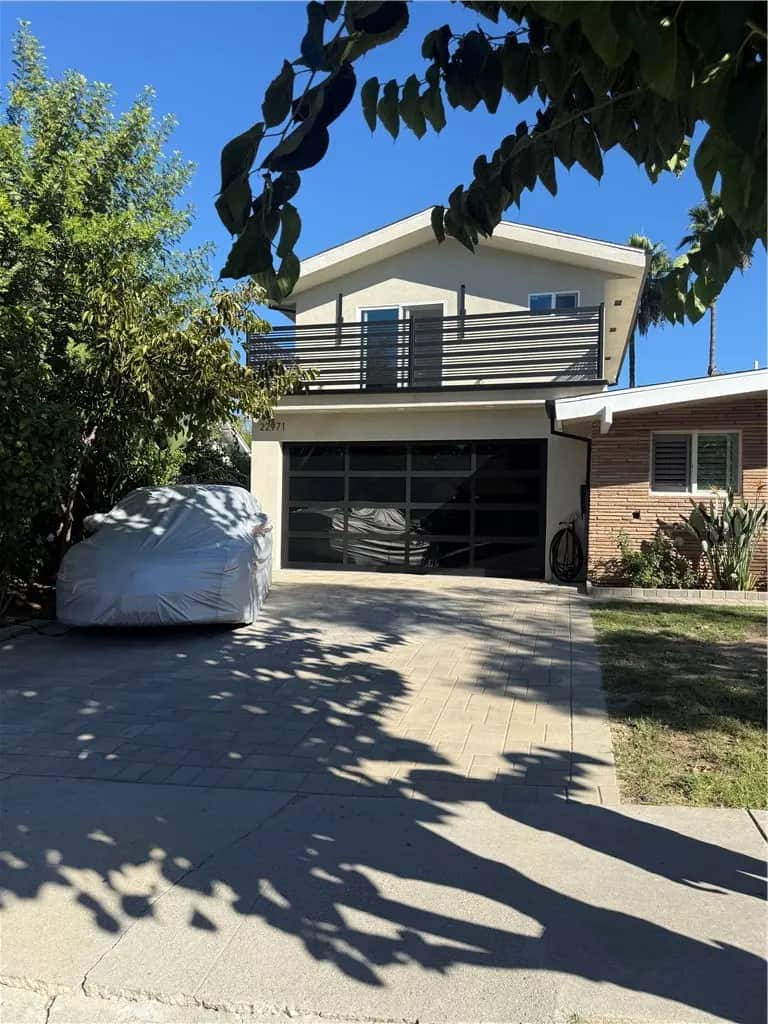22971 Brenford, Woodland Hills, CA — listing photo 1