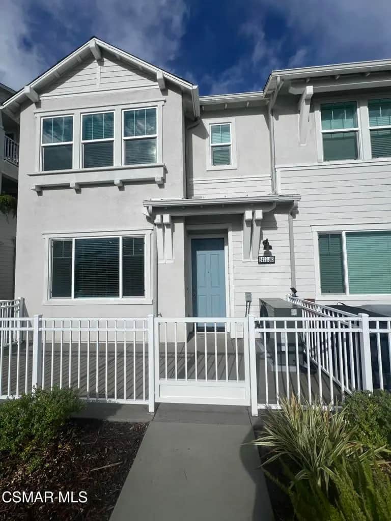 2472 Haley Point Drive 103, Ventura, CA — listing photo 1