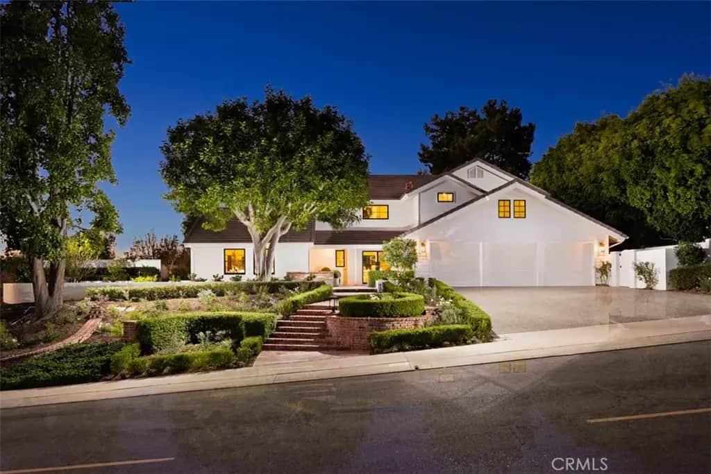 25181 Mustang Drive, Laguna Hills, CA — listing photo 1