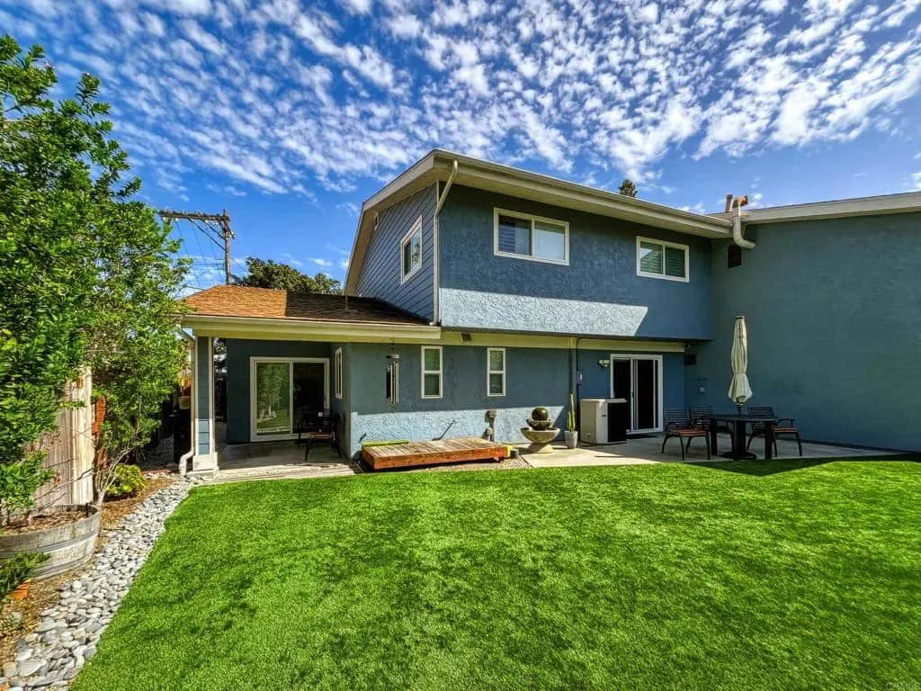 3701 Catalina Drive, Carlsbad, CA — listing photo 1