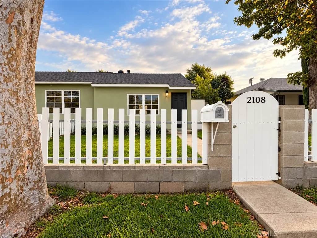 2108 W Valencia DR, Fullerton, CA — listing photo 1