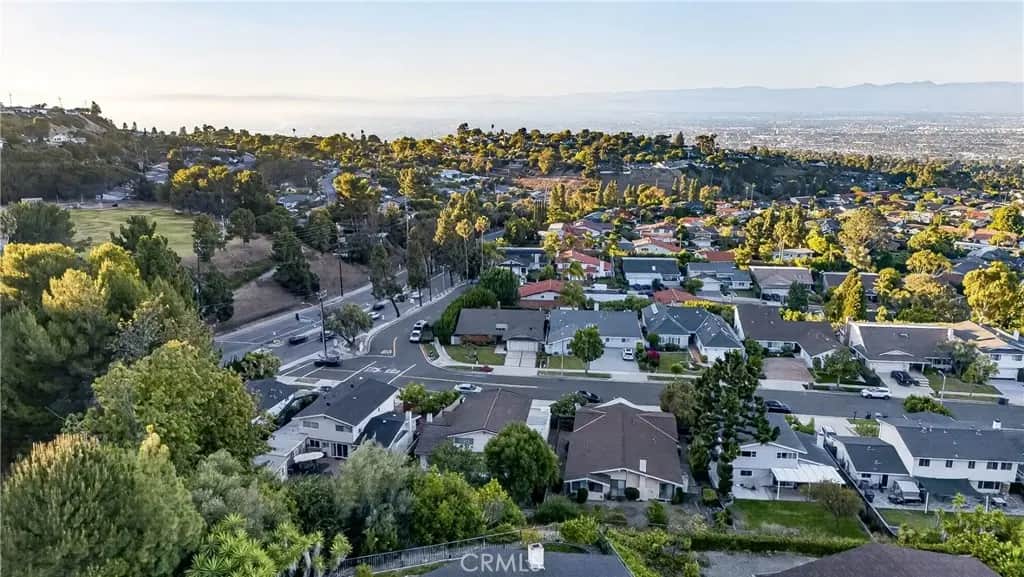5038 Blackhorse Road, Rancho Palos Verdes, CA — listing photo 1