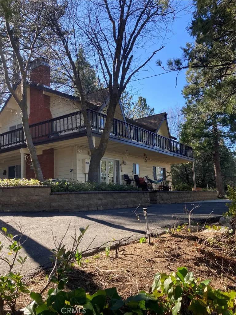 180 Weisshorn, Crestline, CA — listing photo 1