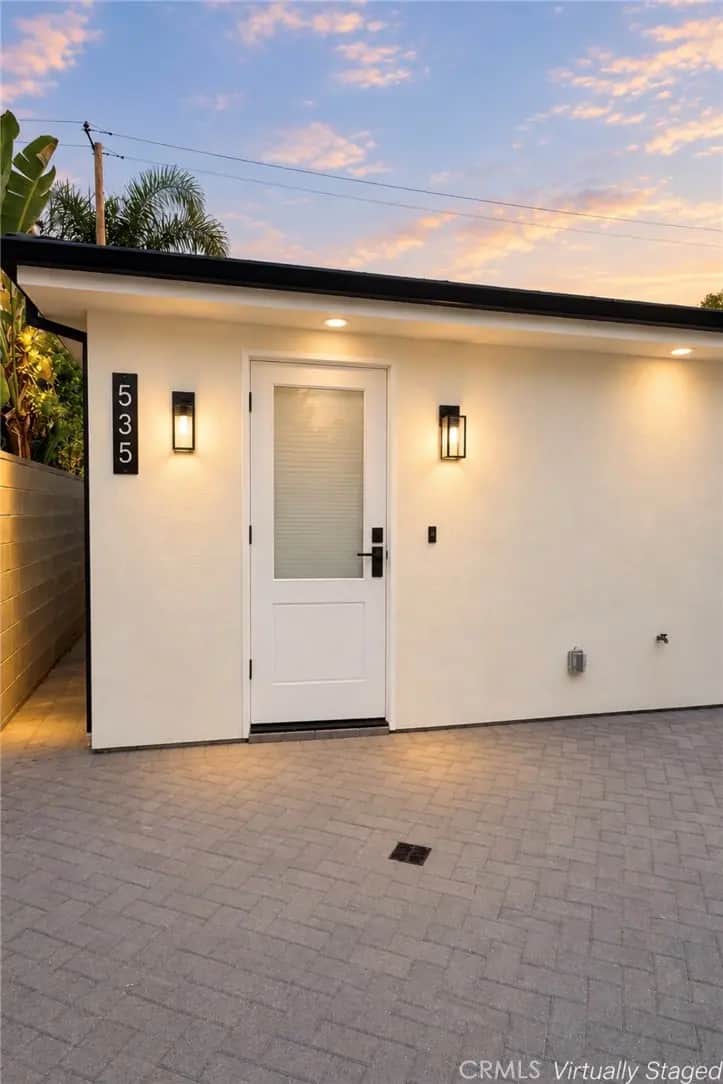 535 S Mariposa Street, Burbank, CA — listing photo 1