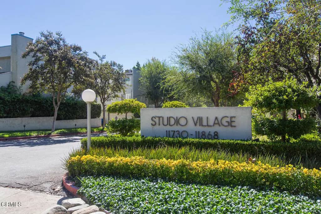 11818 Moorpark Street F, Los Angeles, CA — listing photo 1