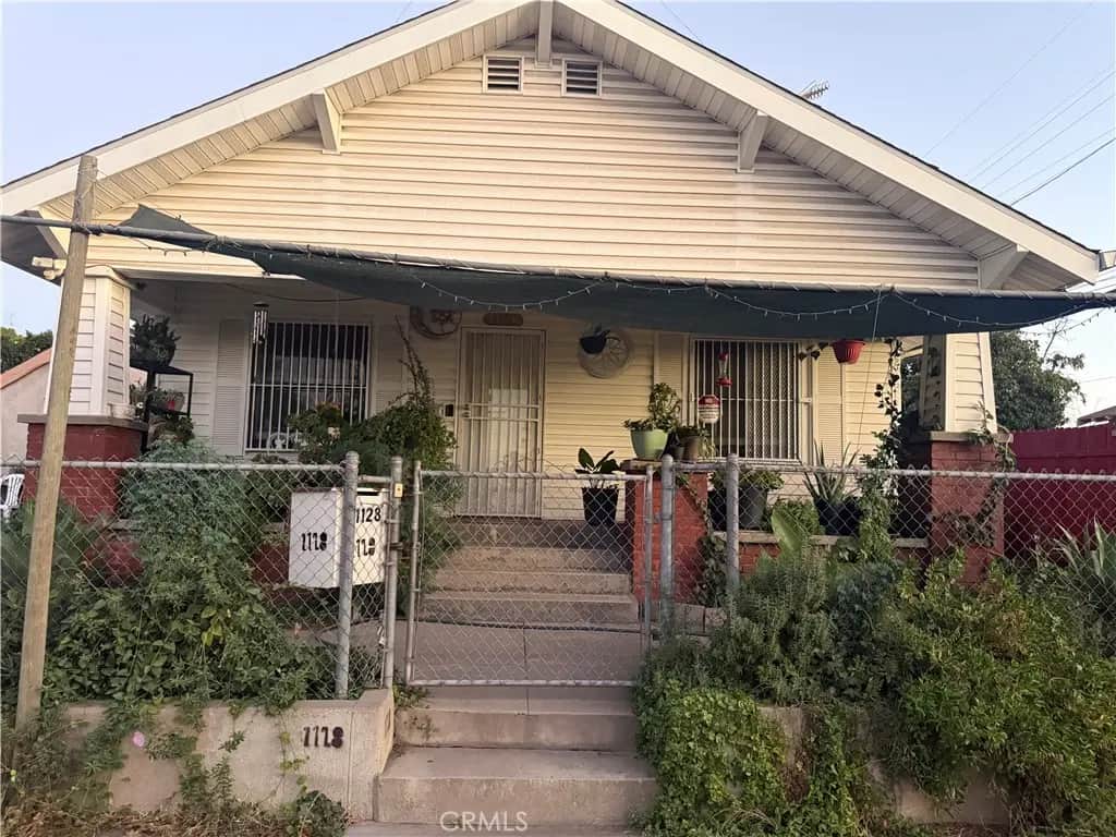 1128 Kern, Fresno, CA — listing photo 1