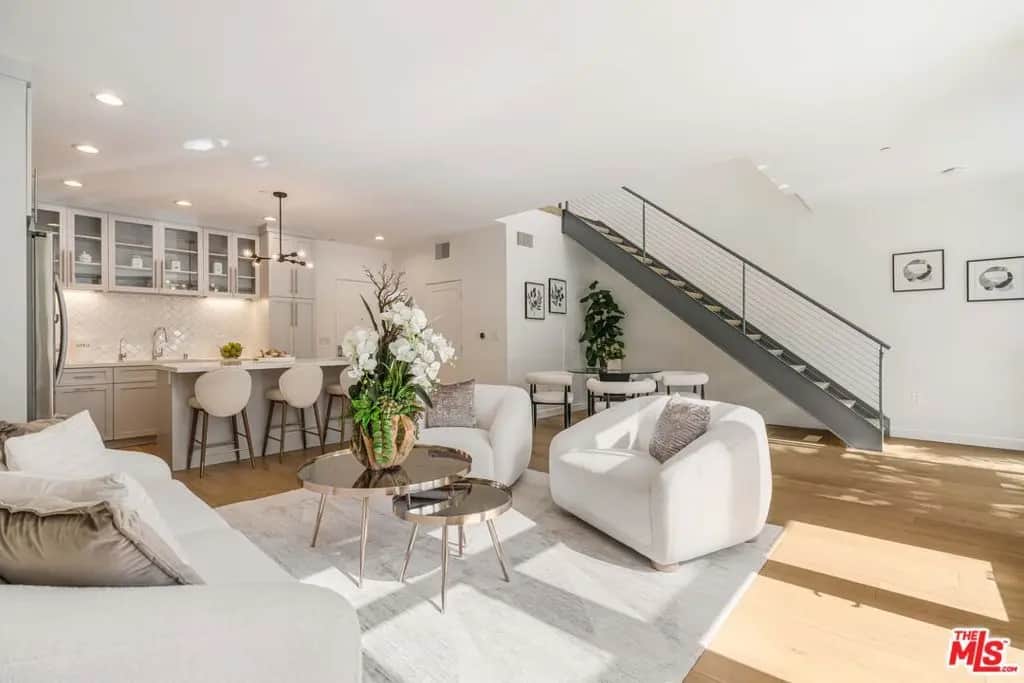 13045 Pacific 110, Playa Vista, CA — listing photo 1
