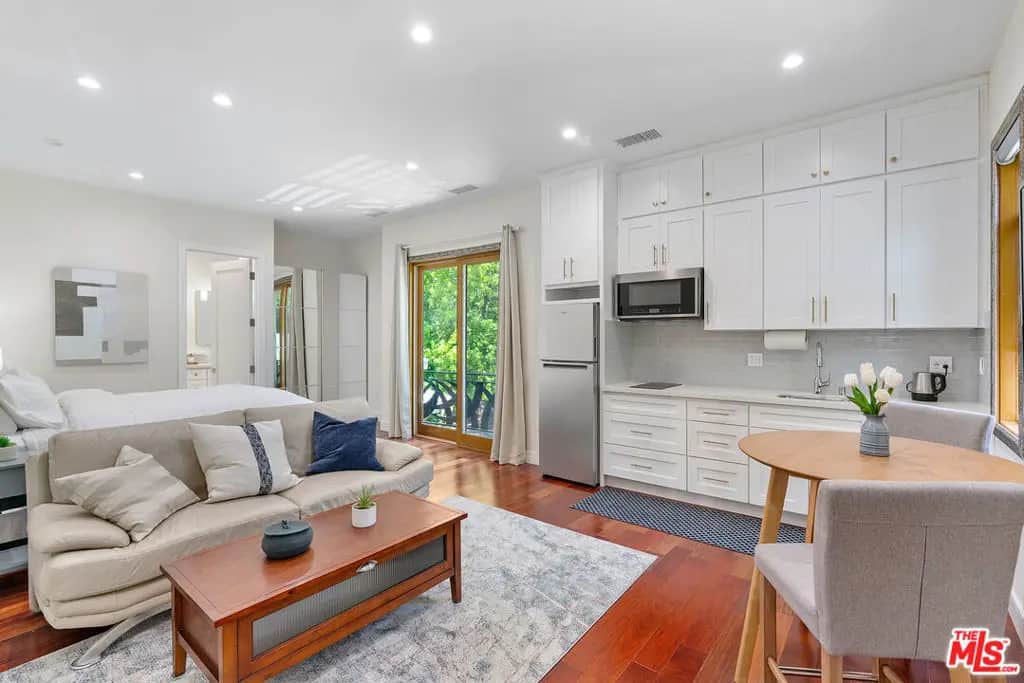 4409 Portico Place Unit A, Encino, CA — listing photo 1
