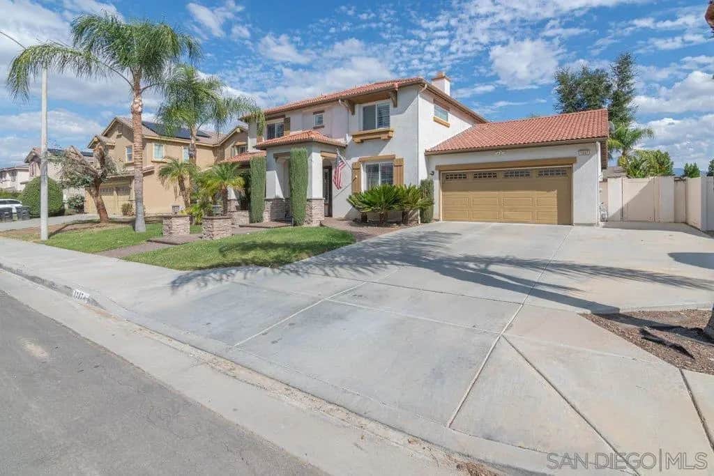 1247 Huckleberry Ln, San Jacinto, CA — listing photo 1