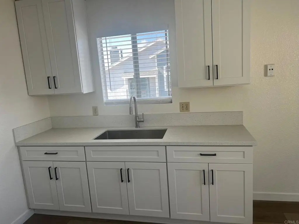 4438 Winona Ave B, San Diego, CA — listing photo 1