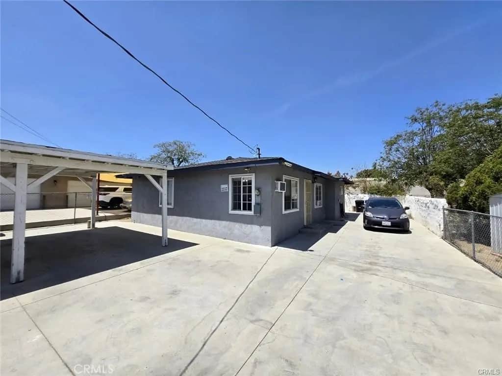 16466 Arrow 2, Fontana, CA — listing photo 1