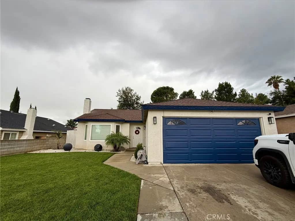 6194 N Walnut, San Bernardino, CA — listing photo 1