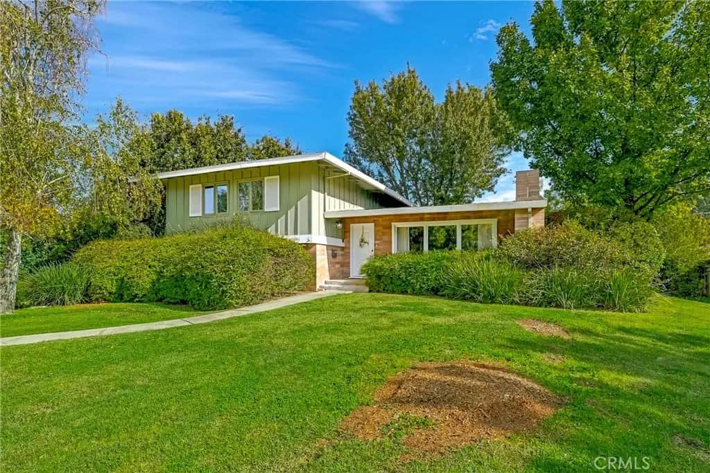 1081 Arizona Drive, Merced, CA — listing photo 1