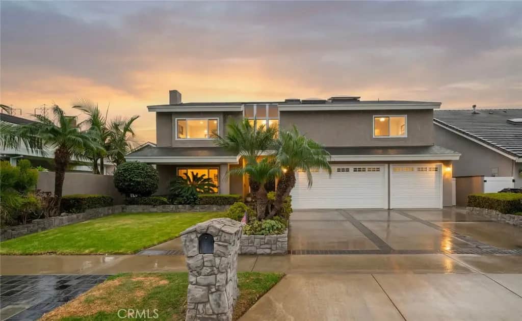 8566 Phoenix Avenue, Fountain Valley, CA — listing photo 1