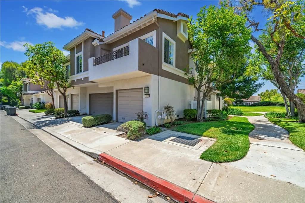 1073 S Daybreak Court, Anaheim Hills, CA — listing photo 1