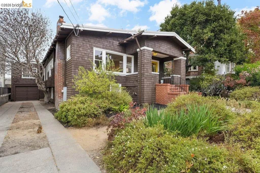 353 Warwick Ave, Oakland, CA — listing photo 1