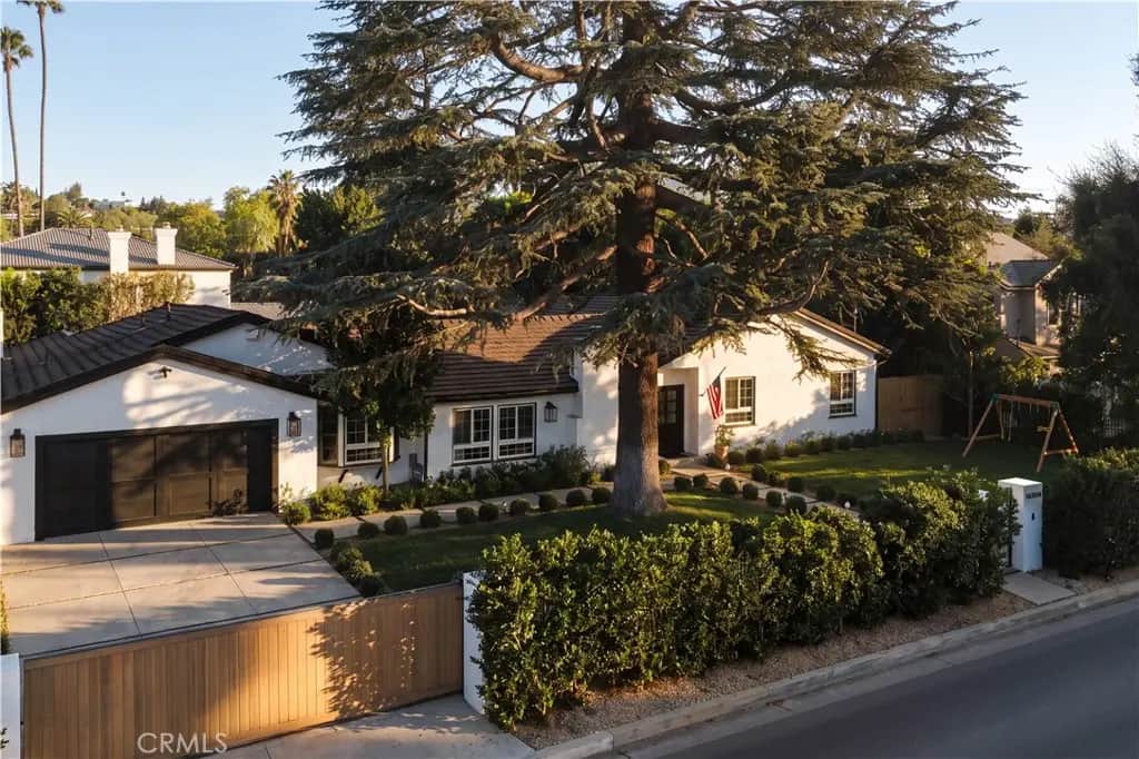 16206 Morrison Street, Encino, CA — listing photo 1