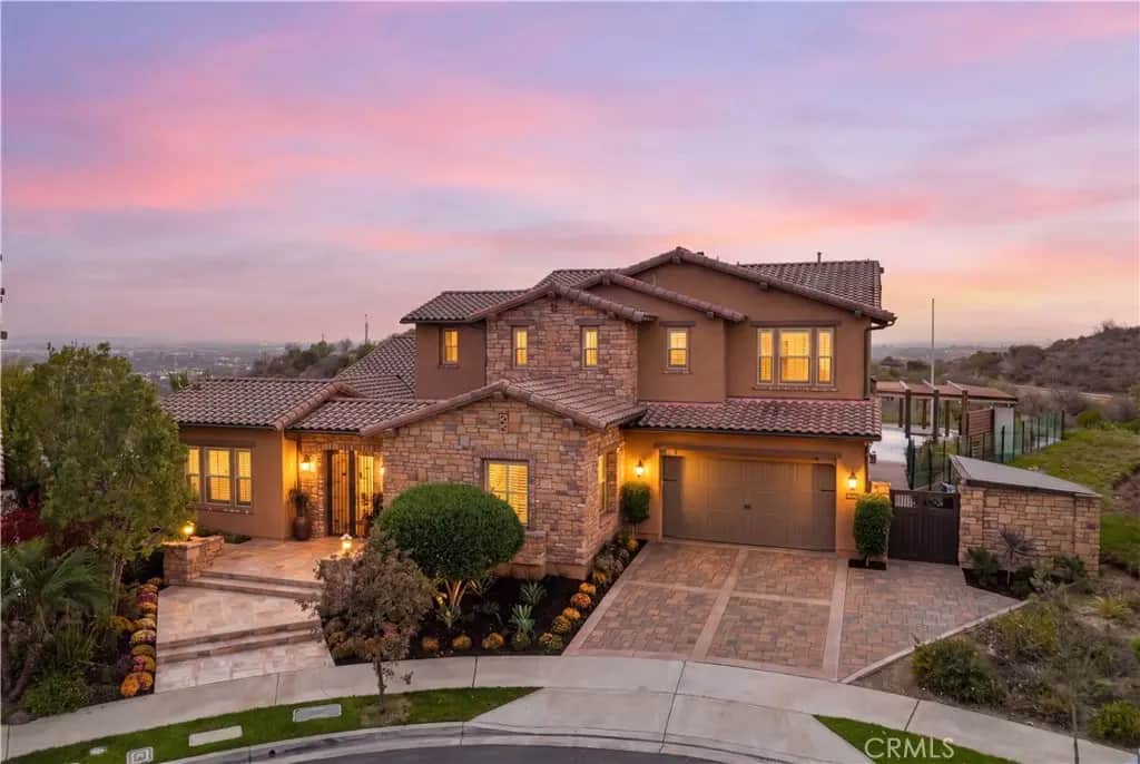 2252 E Rosecrans Court, Brea, CA — listing photo 1