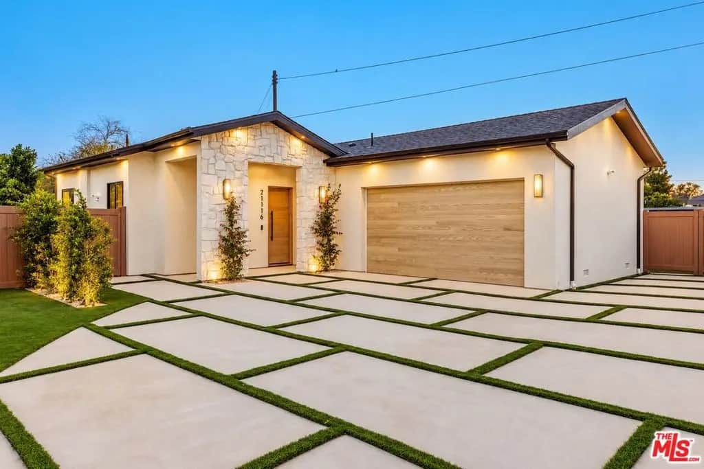 21116 Chase Street, Canoga Park, CA — listing photo 1