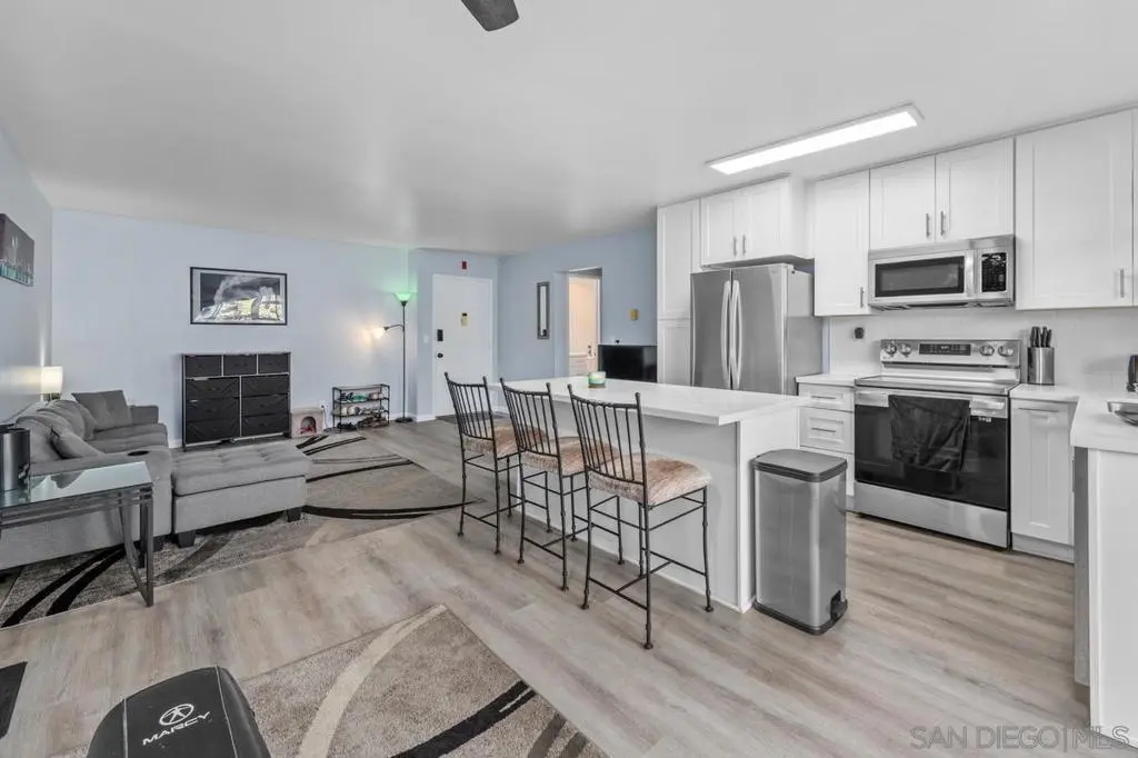 7838 Cowles Mountain Ct, San Diego, CA — listing photo 1