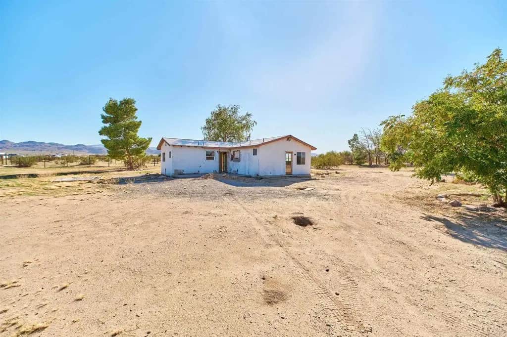 64415 Sun Mesa Road, Joshua Tree, CA — listing photo 1