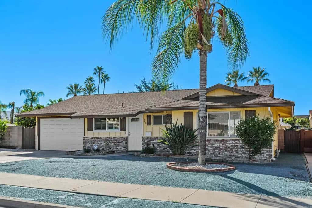 1401 W Mayberry, Hemet, CA — listing photo 1