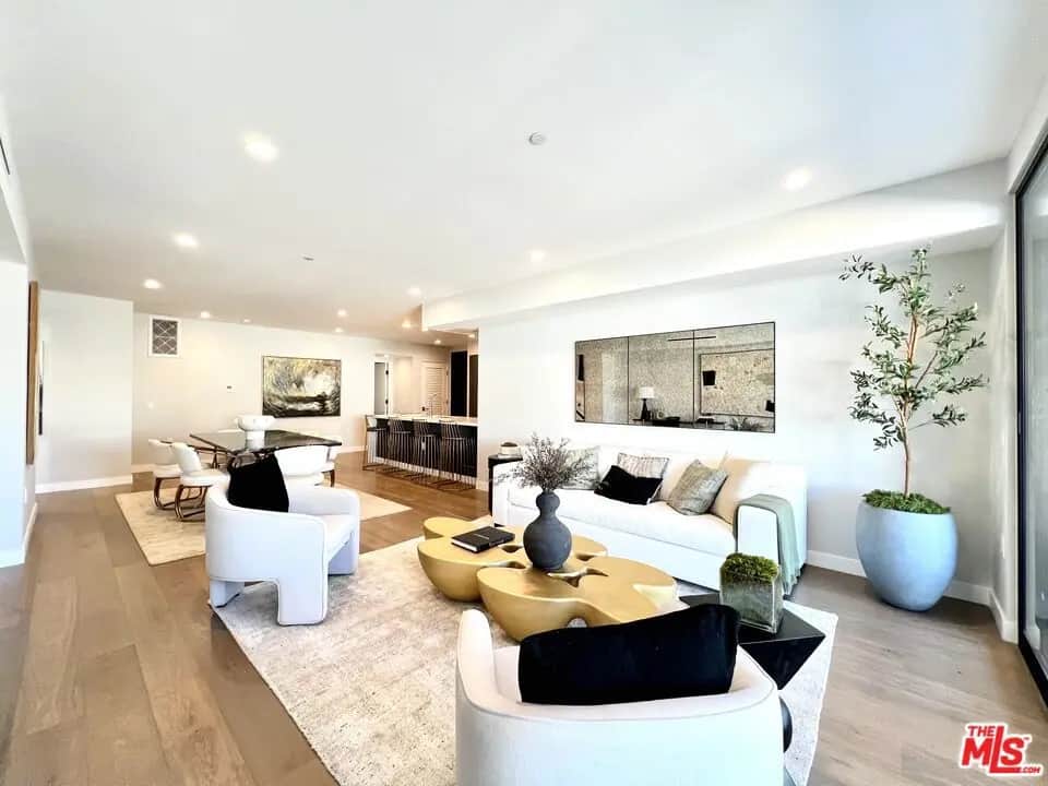 1017 N Croft Avenue 302, West Hollywood, CA — listing photo 1