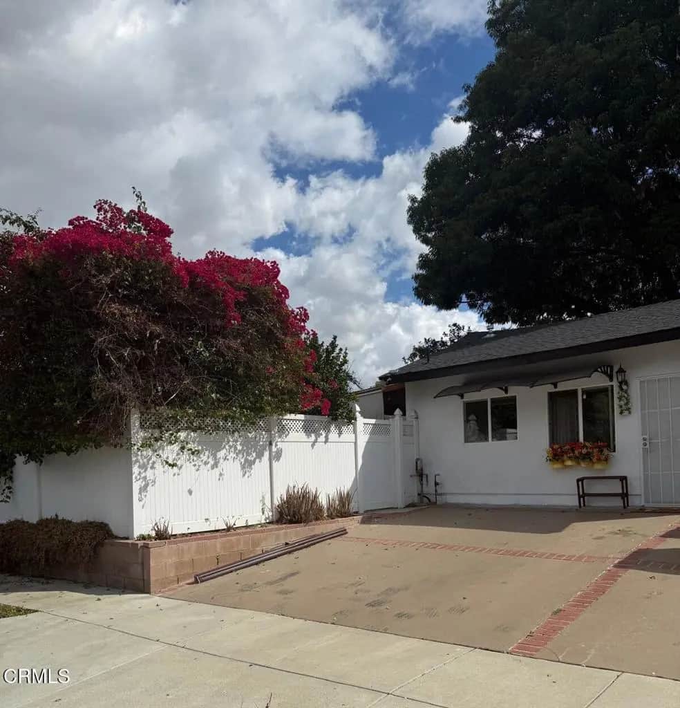 7820 Farralone Ave Avenue, Canoga Park, CA — listing photo 1