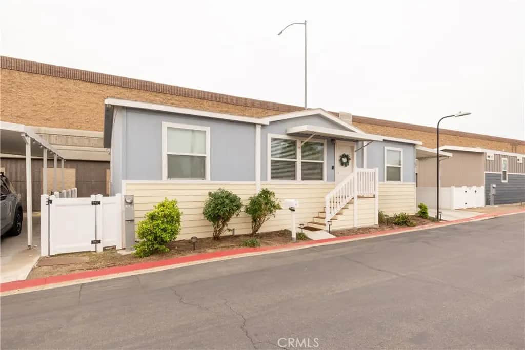 995 Pomona Rd 63, Corona, CA — listing photo 1