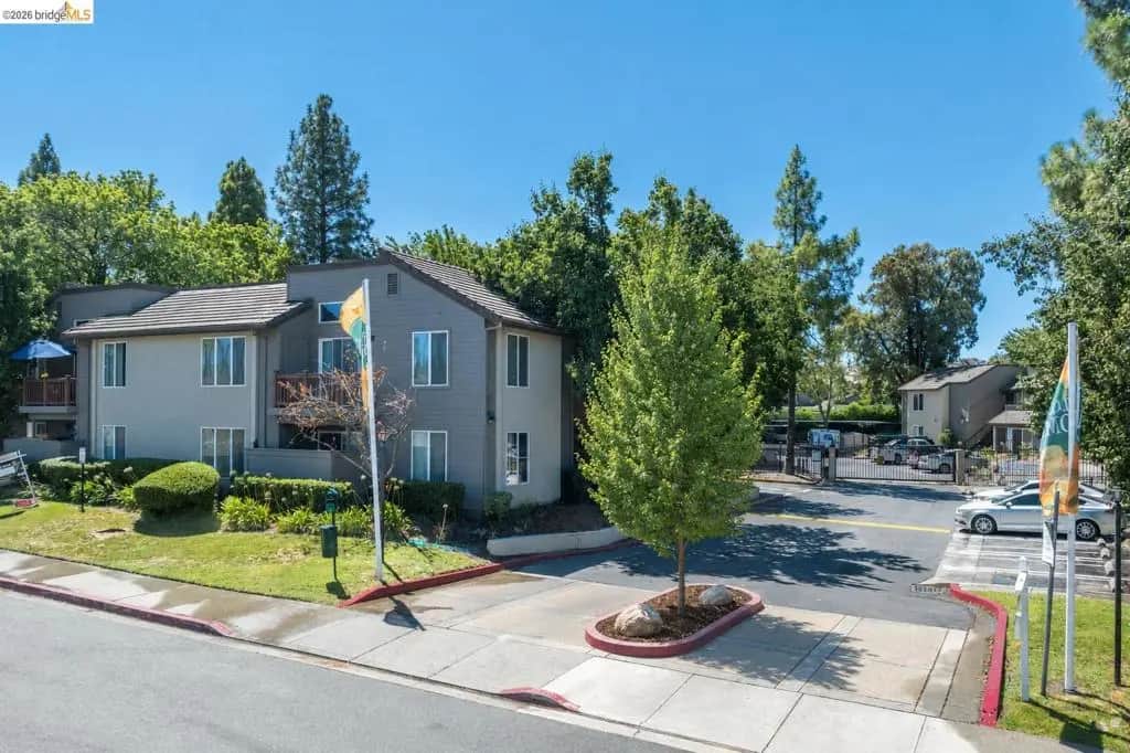 2005 San Jose Dr, Antioch, CA — listing photo 1