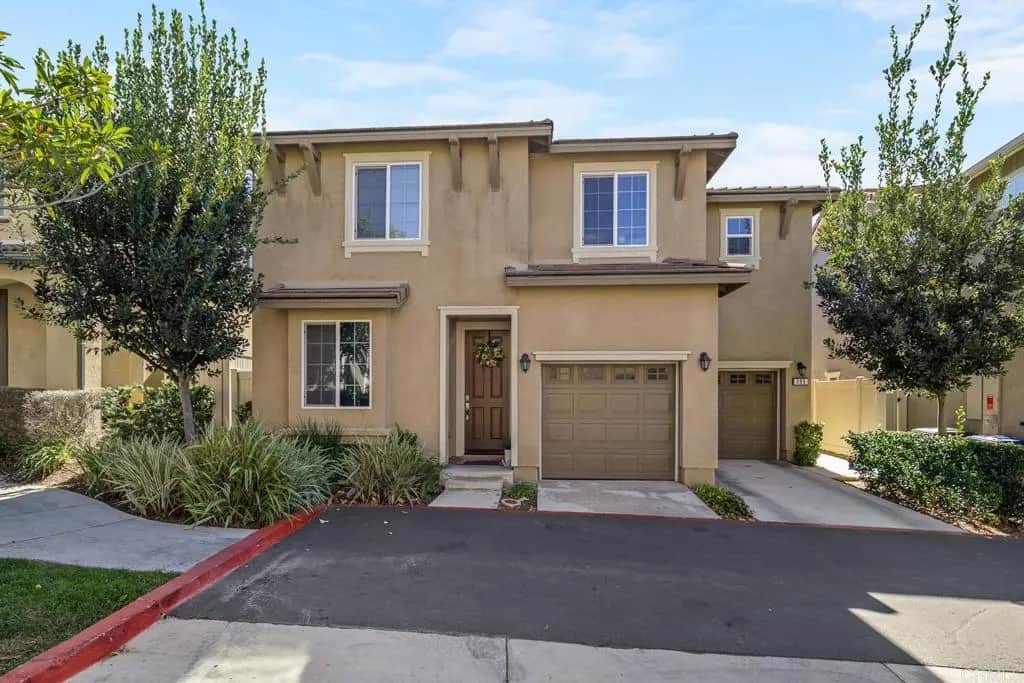 265 Spotted Saddle Way, Fallbrook, CA — listing photo 1