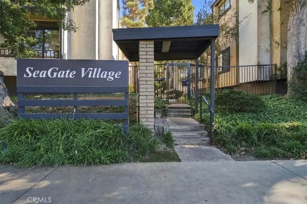 8675 Falmouth 113, Playa Del Rey, CA — listing photo 1