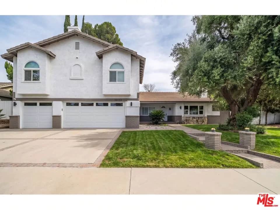 10122 Jovita Avenue, Chatsworth, CA — listing photo 1