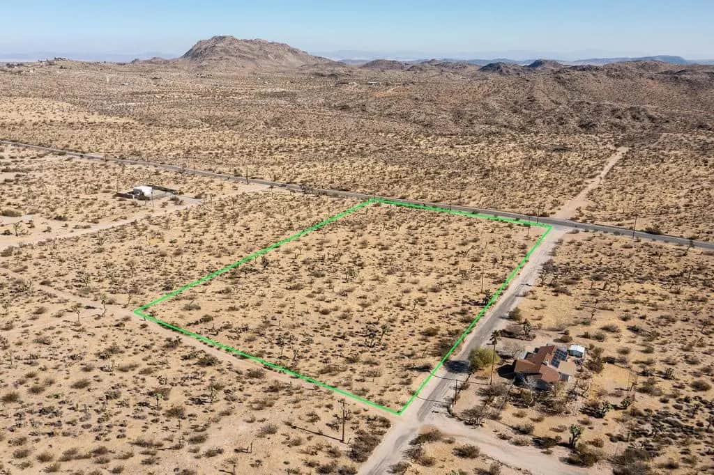 5610 Yucca Mesa Road, Yucca Valley, CA — listing photo 1