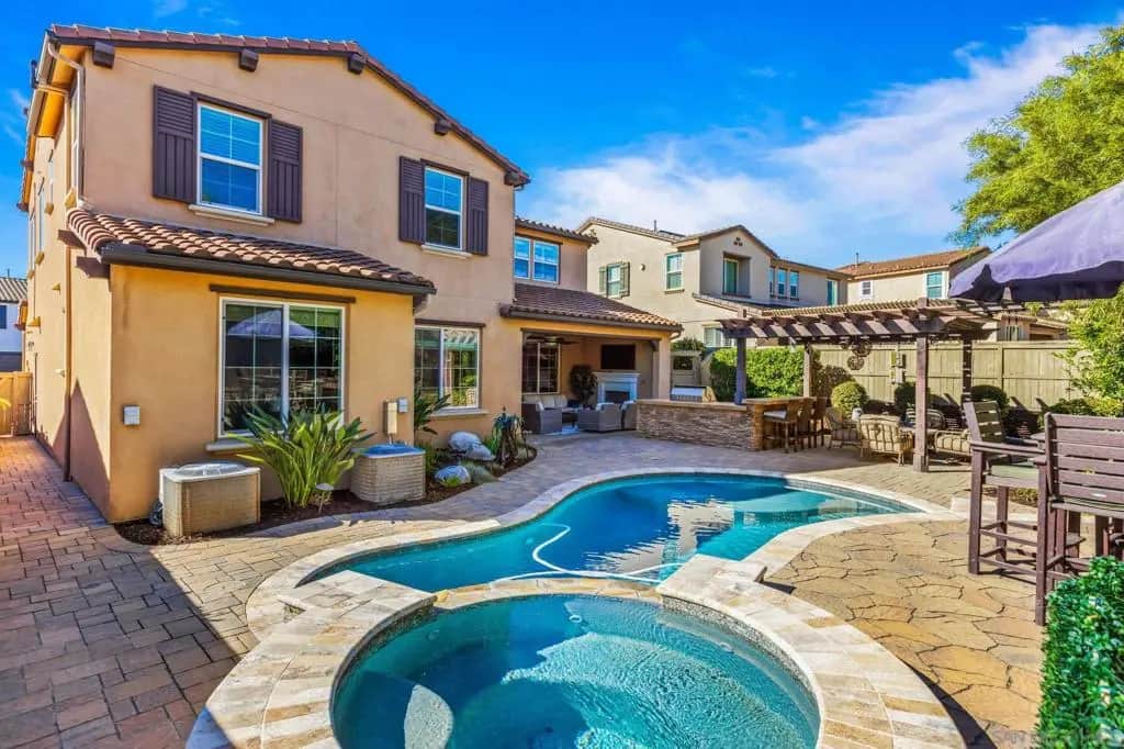 8490 Warden Lane, San Diego, CA — listing photo 1