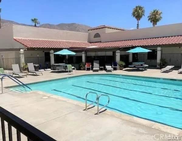 1362 Country Club, San Jacinto, CA — listing photo 1