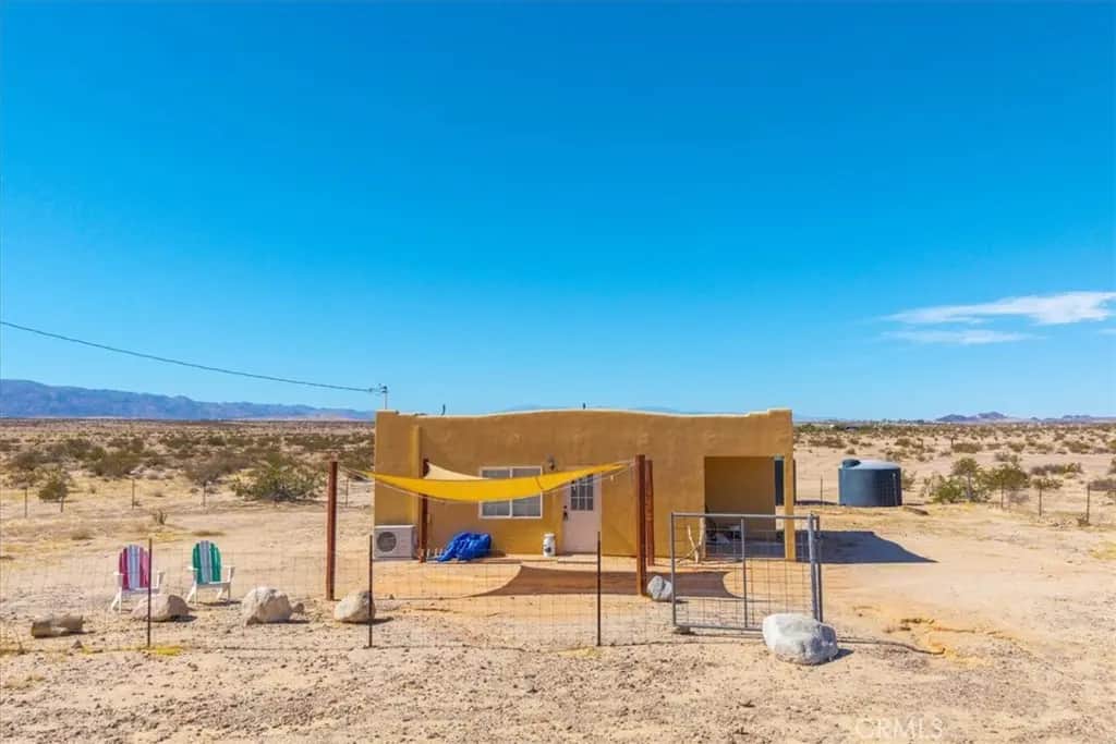 4033 Godwin Road, 29 Palms, CA — listing photo 1
