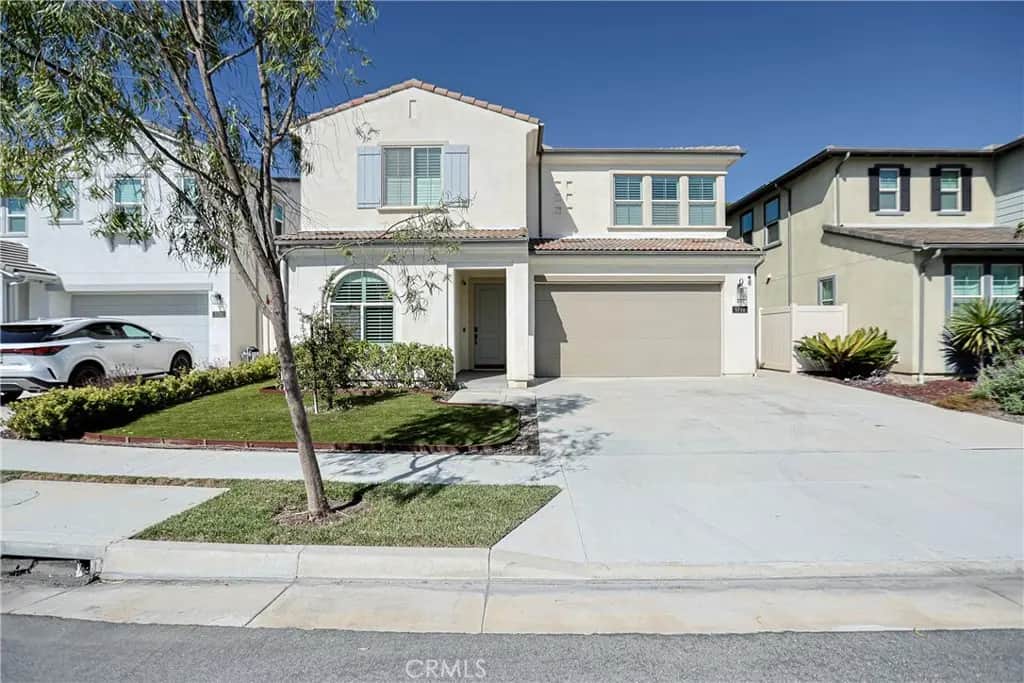 5731 Windchime Drive, Huntington Beach, CA — listing photo 1