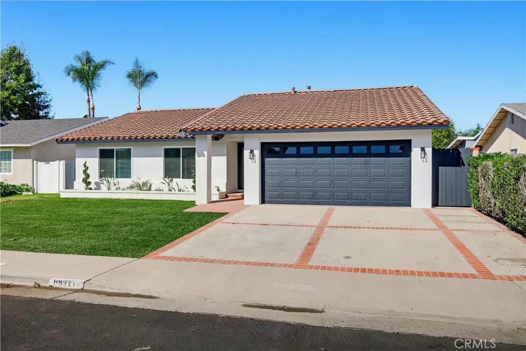 9921 Garrett Circle, Huntington Beach, CA — listing photo 1