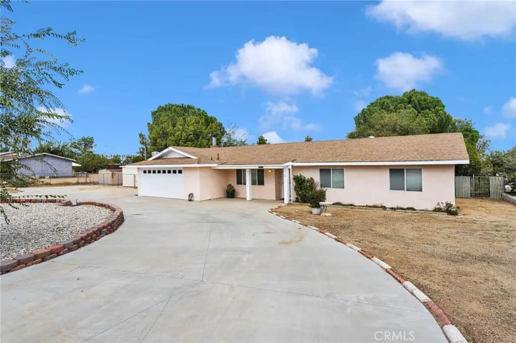 17392 Poplar, Hesperia, CA — listing photo 1