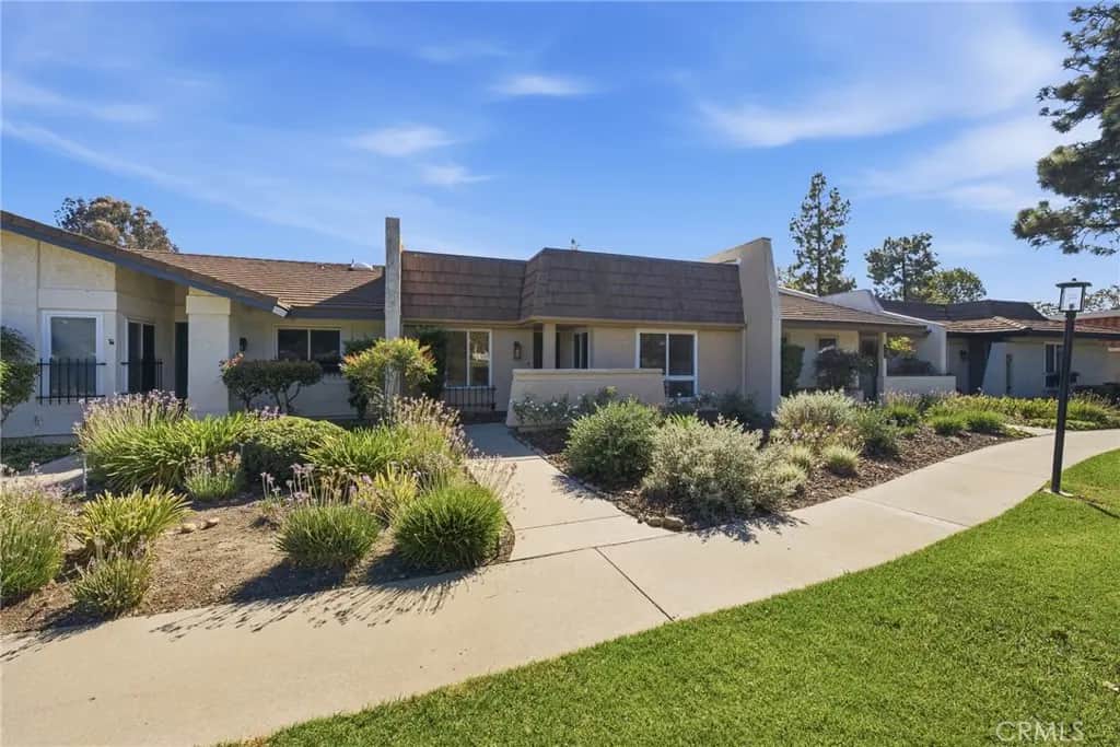 2571 Northlake Circle, Westlake Village, CA — listing photo 1