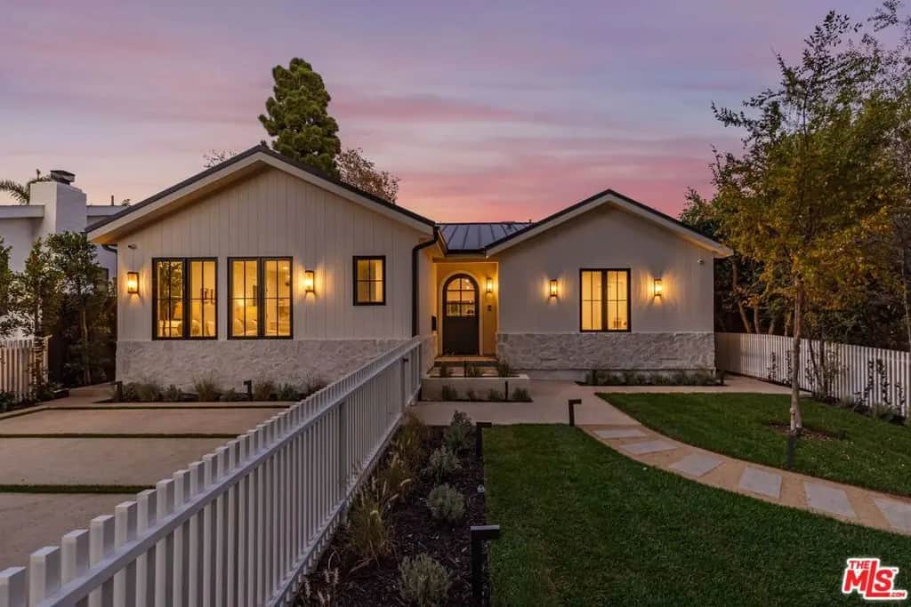 308 N Bowling Green Way, Los Angeles, CA — listing photo 1