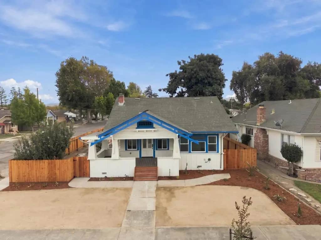 805 5th Street, Hollister, CA — listing photo 1