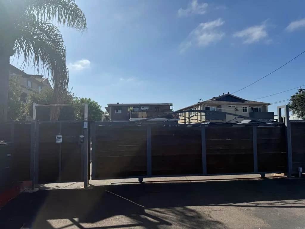 1349 Grove H, Imperial Beach, CA — listing photo 1